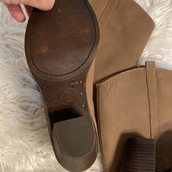 Lucky 🍀 Brand Knee Boots size 8M with heels 3” excellent condition BNWOT - Picture 8 of 16